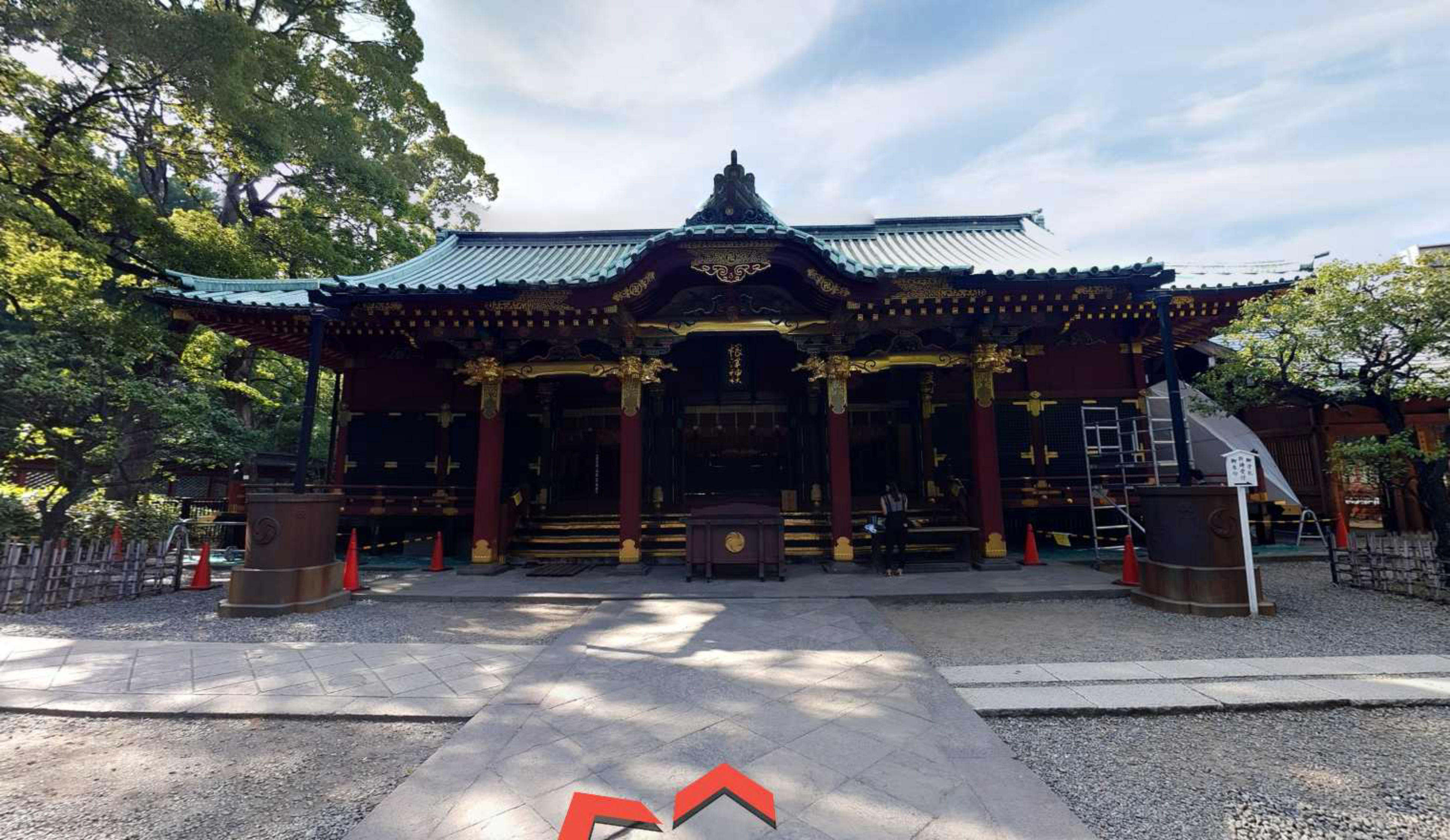Nezu-jinja Shrine virtual tour preview