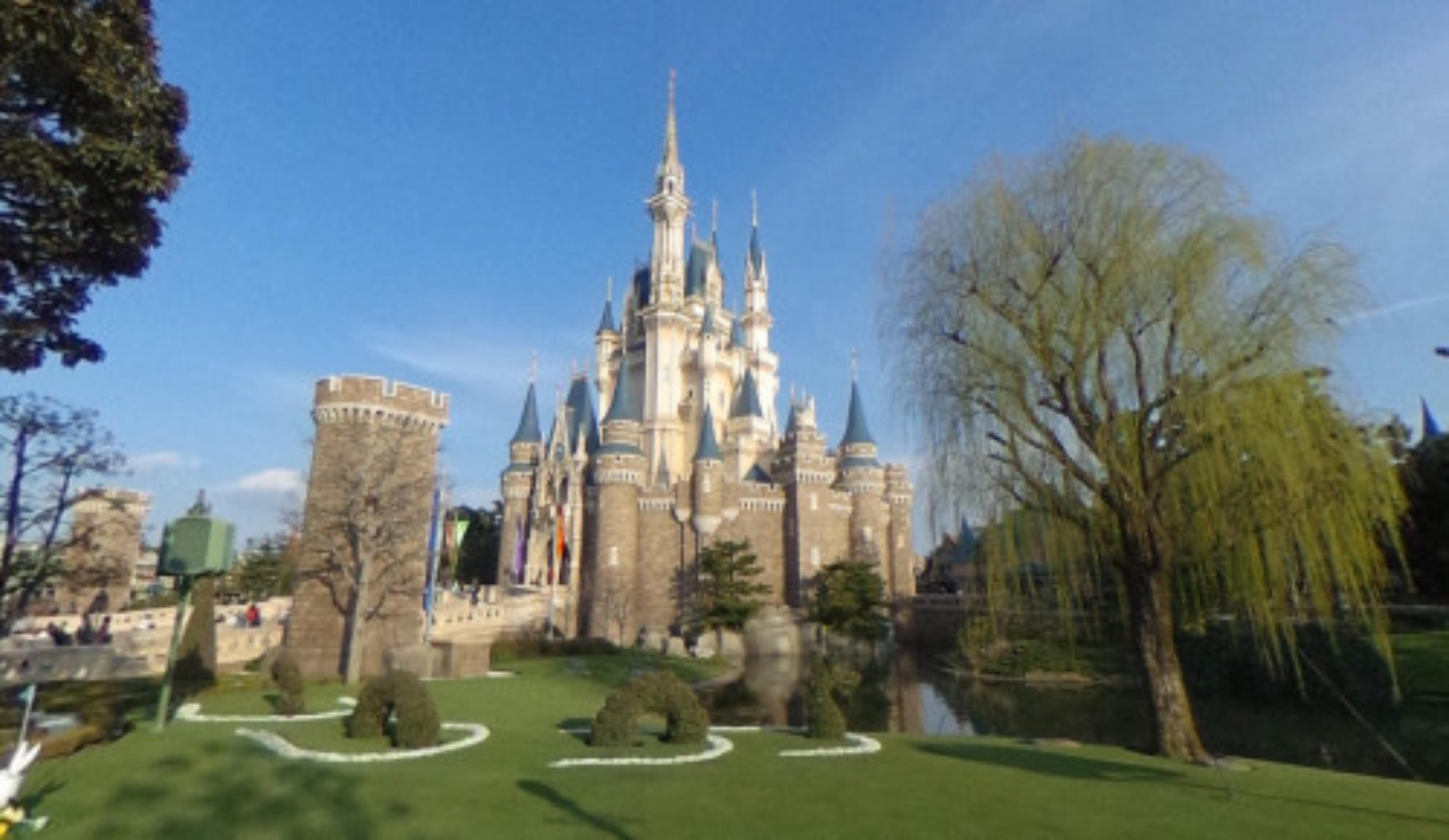 Tokyo Disneyland virtual tour preview